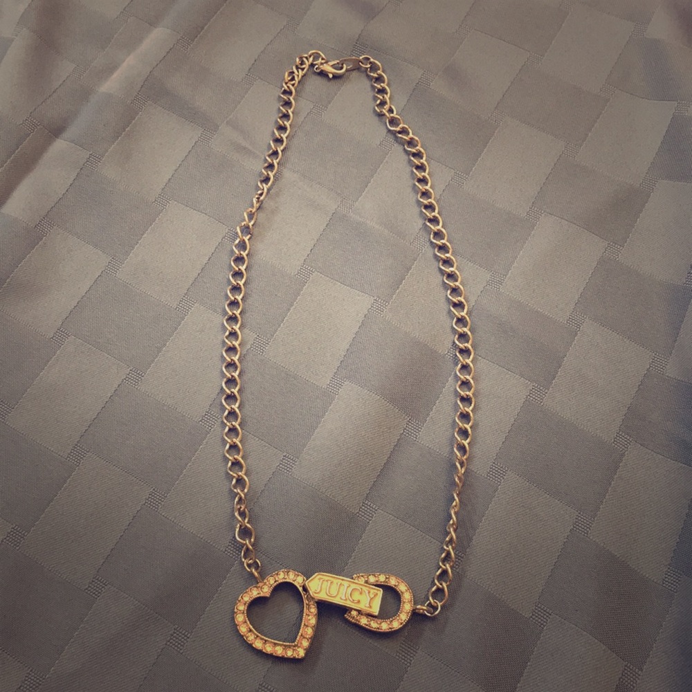 Cute juicy necklace